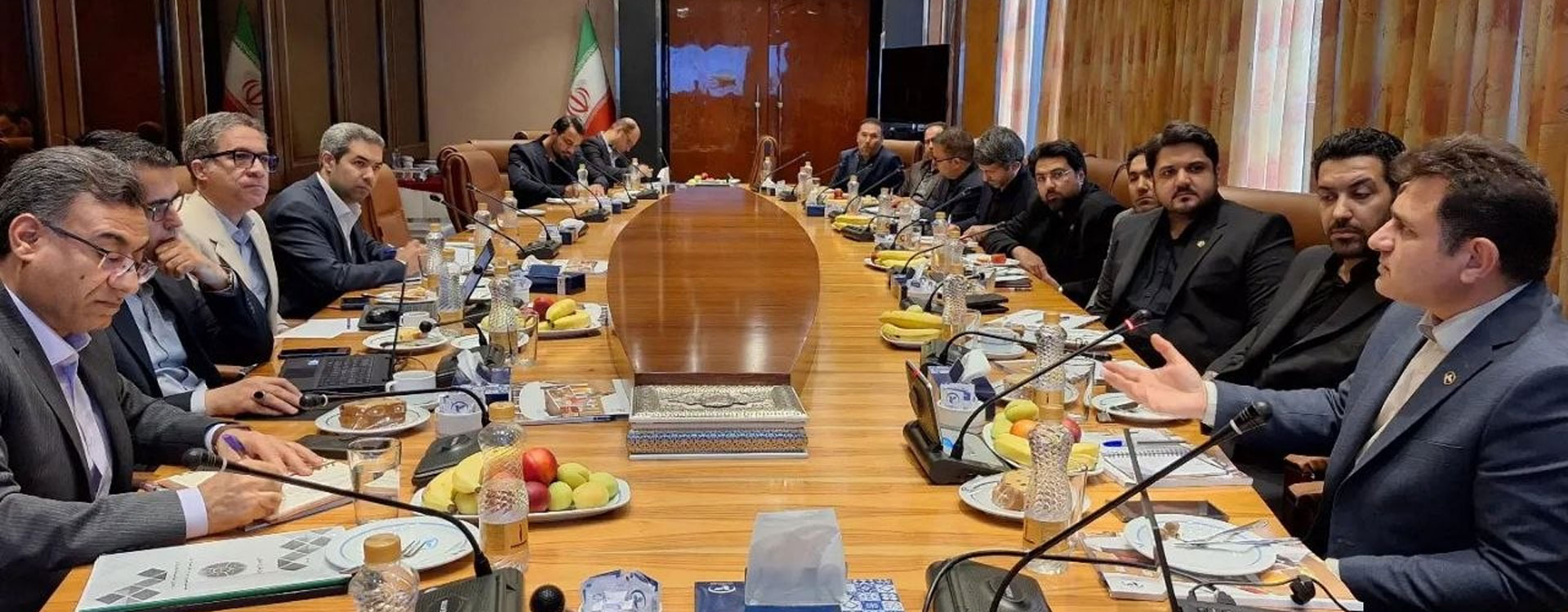برگزاری جلسه ارزیابی گروه هتل‌های هما در مسیر کسب جایزه تعالی گردشگری