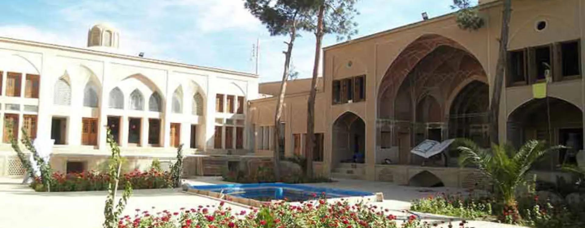 نگرانی‌ها از احتمال فروش خانه تاریخی آل‌یاسین کاشان